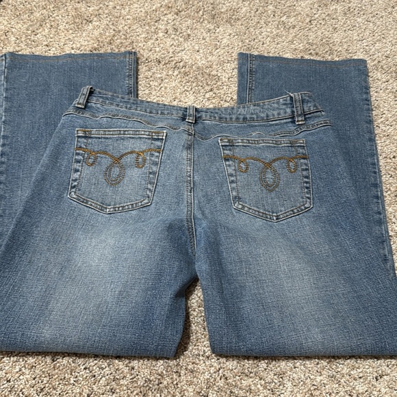Route Classic Blue Denim Jeans - Picture 3 of 4